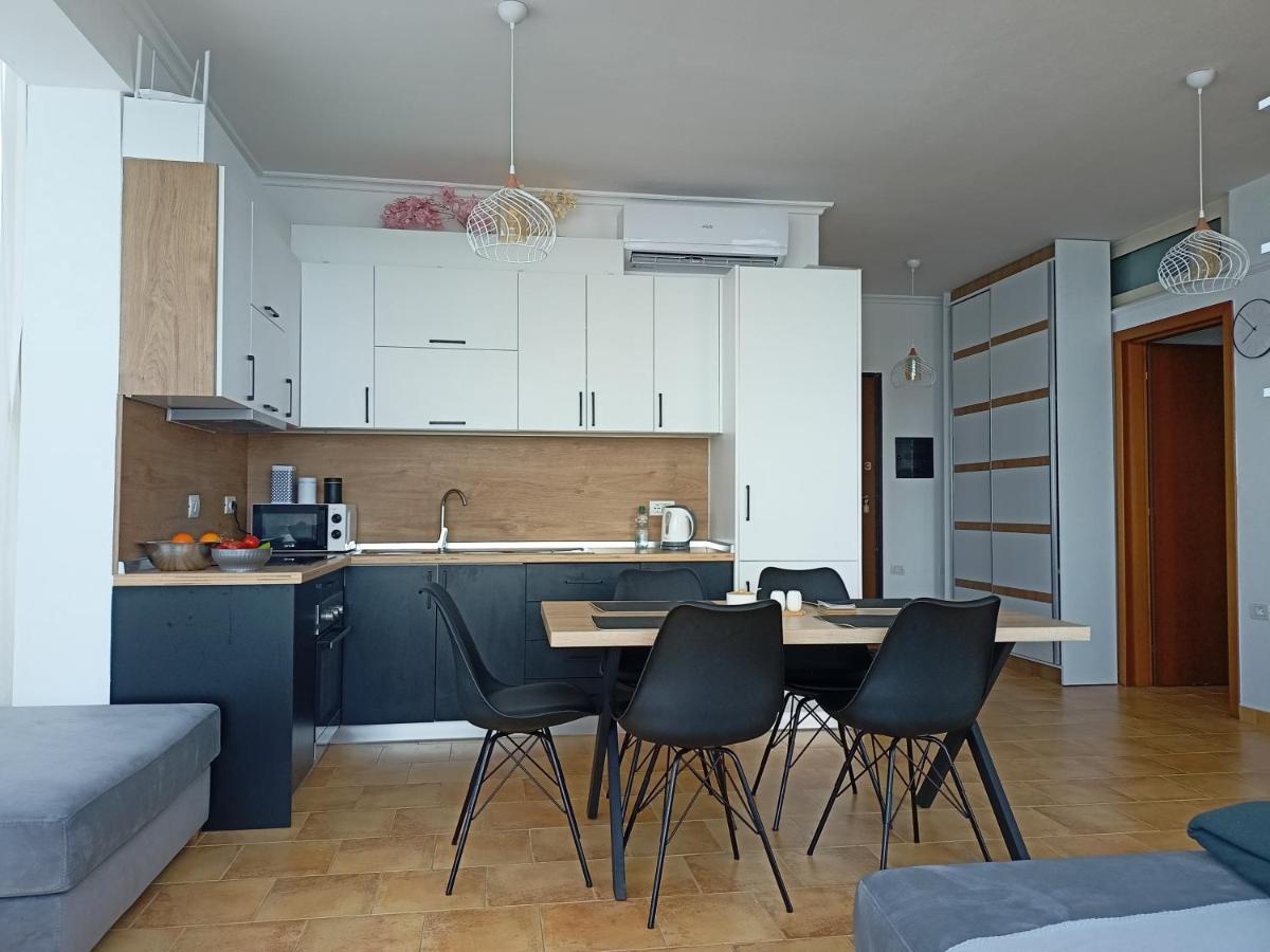 Apartman Dagmar Durrës Exterior foto